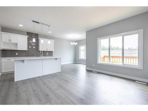 136 Sora Terrace Se, Calgary, AB - Indoor Photo Showing Kitchen