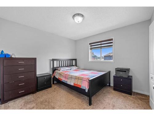 315 Saddlecreek Point Ne, Calgary, AB - Indoor Photo Showing Bedroom