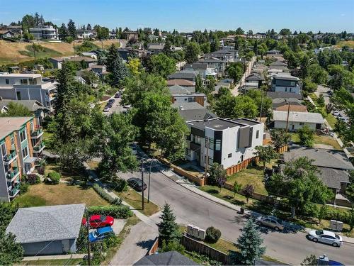 809 Drury Avenue Ne, Calgary, AB - Outdoor With View