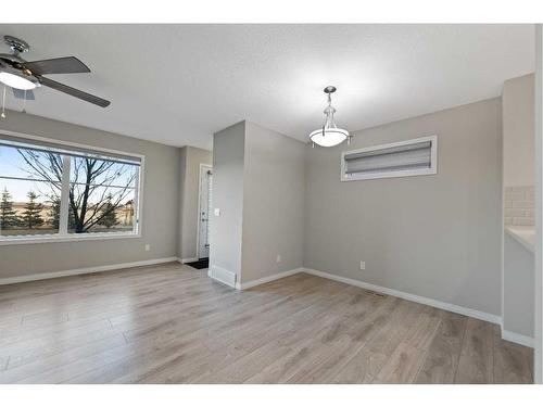 20 Cityside Park Ne, Calgary, AB - Indoor Photo Showing Other Room