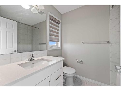 20 Cityside Park Ne, Calgary, AB - Indoor Photo Showing Bathroom