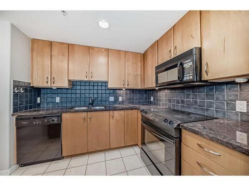 2203-1078 6 Avenue Sw, Calgary, AB - Indoor Photo Showing Kitchen