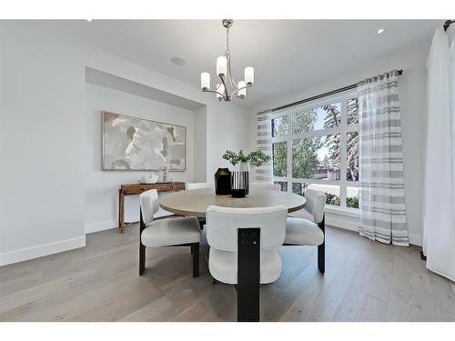 1660 42 Street Sw, Calgary, AB - Indoor Photo Showing Dining Room