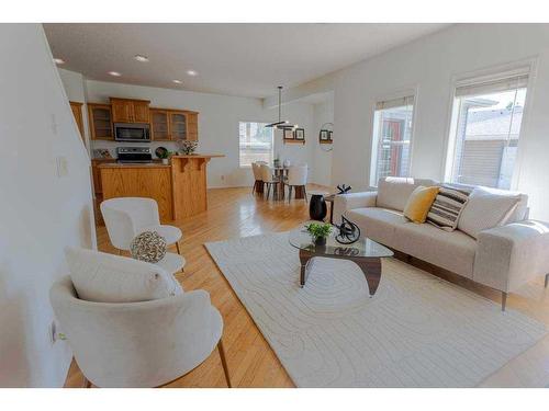 174 Prestwick Estate Way Se, Calgary, AB - Indoor Photo Showing Living Room