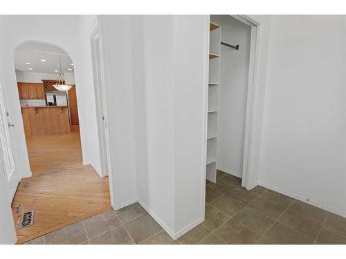 174 Prestwick Estate Way Se, Calgary, AB - Indoor Photo Showing Other Room