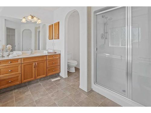 174 Prestwick Estate Way Se, Calgary, AB - Indoor Photo Showing Bathroom