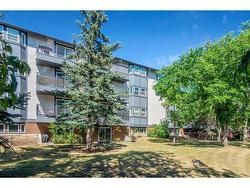 122-550 Westwood Drive SW Calgary, AB T3C 3T9