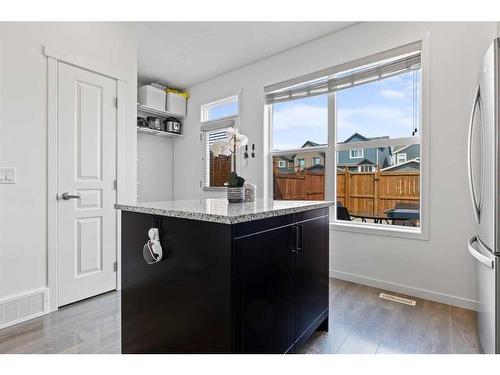 857 Mahogany Boulevard Se, Calgary, AB - Indoor Photo Showing Kitchen