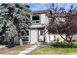 36 Deerpoint Road SE Calgary, AB T2J 2M8