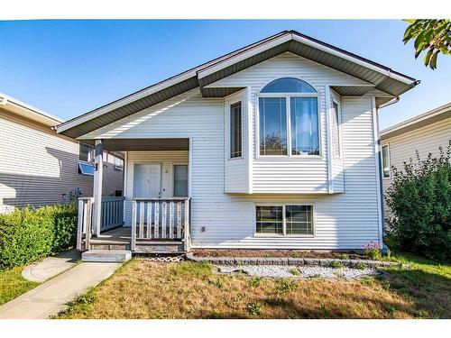 6 Halsall Street, Sylvan Lake, AB - Outdoor