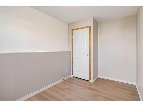 6 Halsall Street, Sylvan Lake, AB - Indoor Photo Showing Other Room