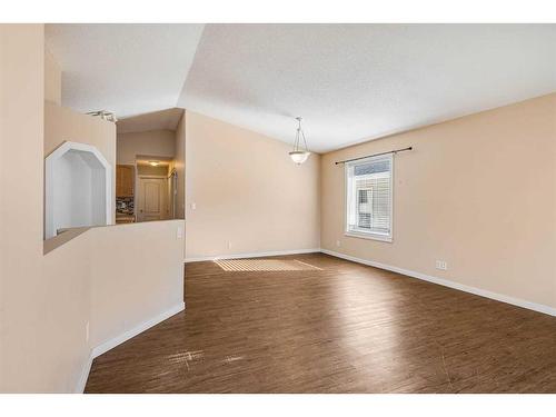 6 Halsall Street, Sylvan Lake, AB - Indoor Photo Showing Other Room