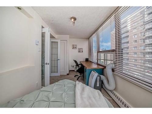 601-626 15 Avenue Sw, Calgary, AB - Indoor