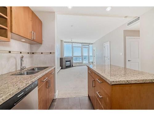 1803-77 Spruce Place Sw, Calgary, AB - Indoor Photo Showing Kitchen With Double Sink With Upgraded Kitchen