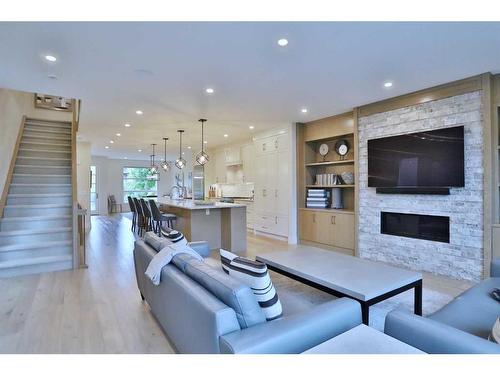 2514 19A Street Sw, Calgary, AB - Indoor Photo Showing Living Room With Fireplace