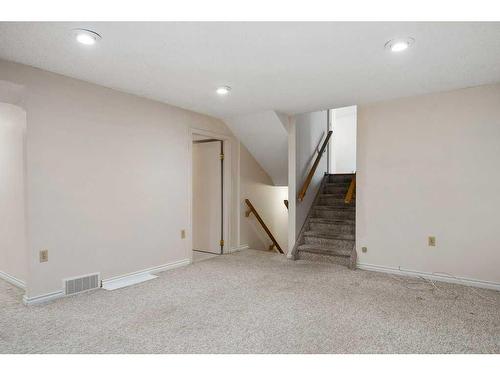 11408 Wilcox Street Se, Calgary, AB - Indoor Photo Showing Other Room