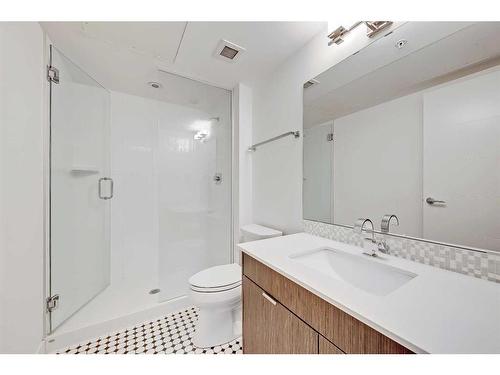 3306-930 6 Avenue Sw, Calgary, AB - Indoor Photo Showing Bathroom