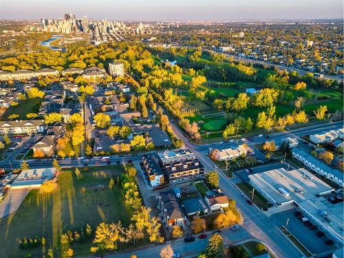 5-3404 8 Avenue Sw, Calgary, AB - Outdoor With View