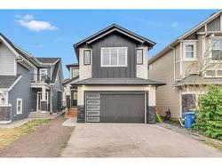 44 Auburn Glen Lane SE Calgary, AB T3M 0M8