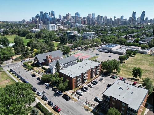 116-1411 7 Avenue Nw, Calgary, AB - Outdoor With View