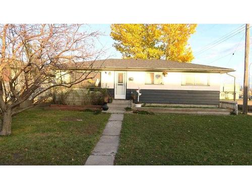 1726 44 Street Se, Calgary, AB - Outdoor