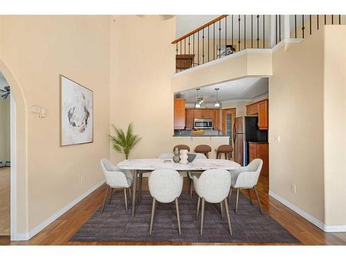 404-1110 17 Street Sw, Calgary, AB - Indoor Photo Showing Dining Room