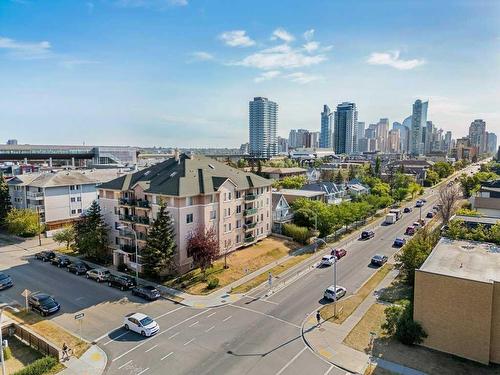 404-1110 17 Street Sw, Calgary, AB - Outdoor With View