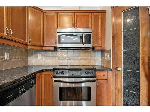 404-1110 17 Street Sw, Calgary, AB - Indoor Photo Showing Kitchen