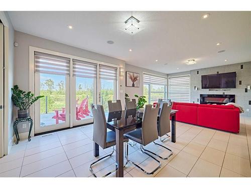 5 Vienna Close, Red Deer, AB - Indoor Photo Showing Dining Room