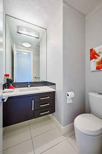 5 Vienna Close, Red Deer, AB - Indoor Photo Showing Bathroom