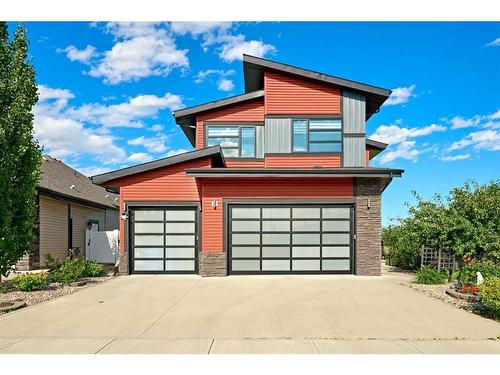 5 Vienna Close, Red Deer, AB - Outdoor