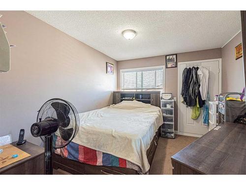 72 Martindale Crescent Ne, Calgary, AB - Indoor Photo Showing Bedroom