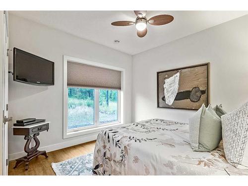 64228 306 Avenue West, Rural Foothills County, AB - Indoor Photo Showing Bedroom