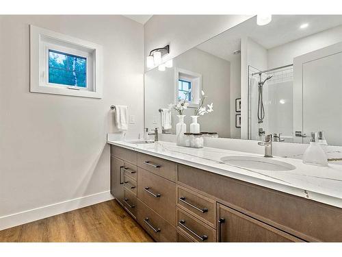 64228 306 Avenue West, Rural Foothills County, AB - Indoor Photo Showing Bathroom