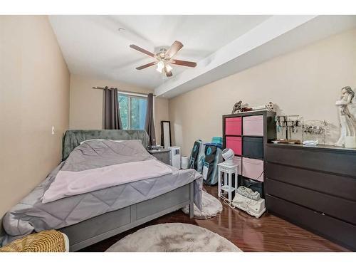 301-488 7 Avenue Ne, Calgary, AB - Indoor Photo Showing Bedroom