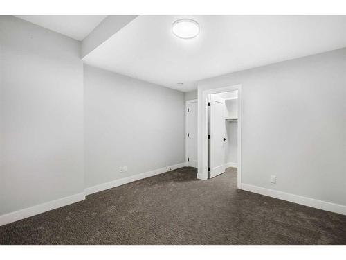 3727 Richmond Road Sw, Calgary, AB - Indoor Photo Showing Other Room