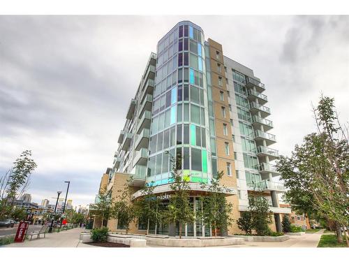 304-1107 Gladstone Road Nw, Calgary, AB - Outdoor With Facade