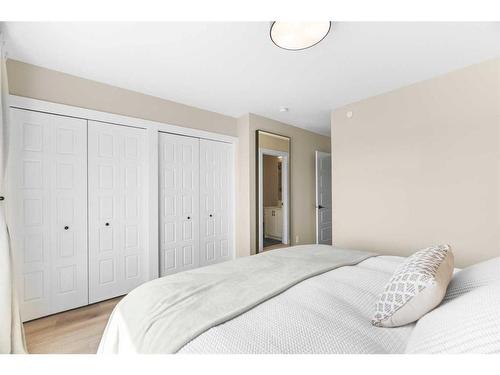 209 Livingston Common Ne, Calgary, AB - Indoor Photo Showing Bedroom