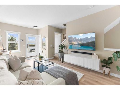 209 Livingston Common Ne, Calgary, AB - Indoor Photo Showing Living Room