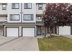 153 Everhollow Heights SW Calgary, AB T2Y 5B3