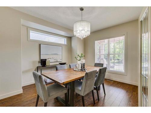 50 Elgin Park Road Se, Calgary, AB - Indoor Photo Showing Dining Room