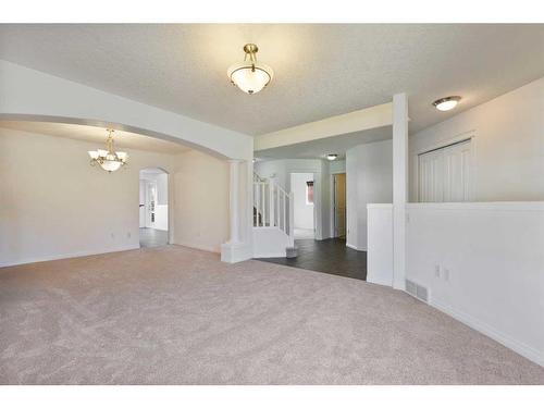 208 East Lakeview Place, Chestermere, AB - Indoor Photo Showing Other Room