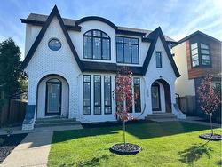 2208 34 Street SW Calgary, AB T3E 2W3