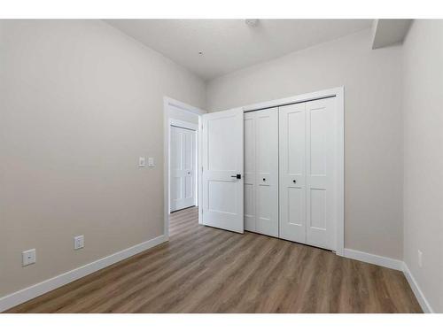 2308-55 Lucas Way Nw, Calgary, AB - Indoor Photo Showing Other Room