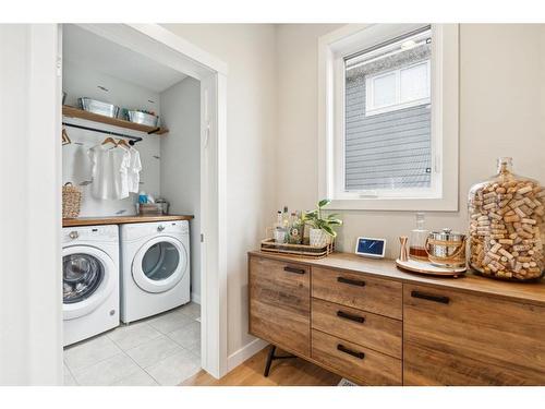 285 Sage Bluff Drive Nw, Calgary, AB - Indoor Photo Showing Laundry Room