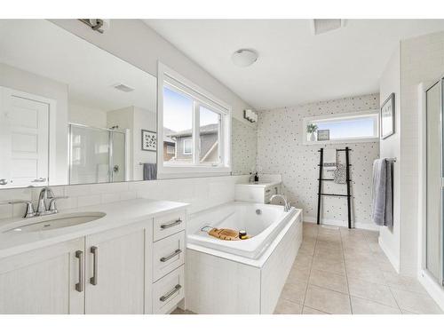 285 Sage Bluff Drive Nw, Calgary, AB - Indoor Photo Showing Bathroom