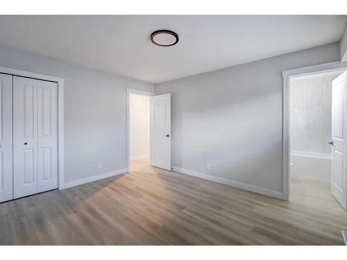 4 Van Horne Crescent Ne, Calgary, AB - Indoor Photo Showing Other Room