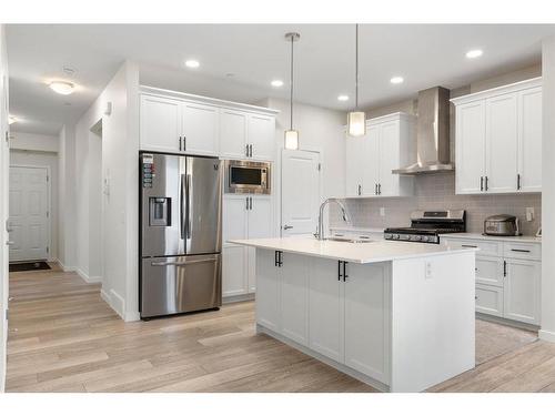 49 Lucas Heights Nw, Calgary, AB - Indoor Photo Showing Kitchen With Upgraded Kitchen