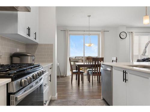 49 Lucas Heights Nw, Calgary, AB - Indoor Photo Showing Kitchen With Upgraded Kitchen