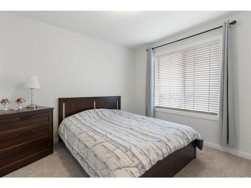 49 Lucas Heights Nw, Calgary, AB - Indoor Photo Showing Bedroom